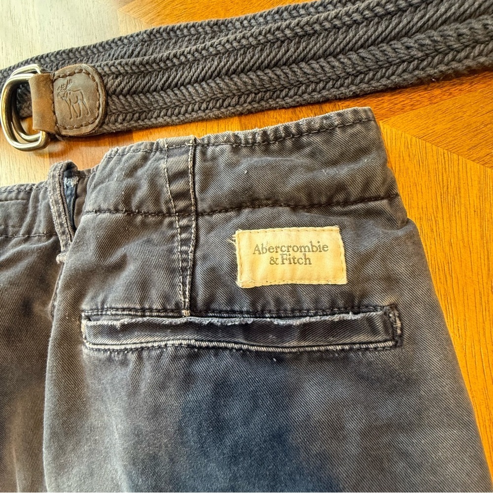 Abercrombie & Fitch Men's Blue Flat Front Shorts with belt vintage - Picture 8 of 9